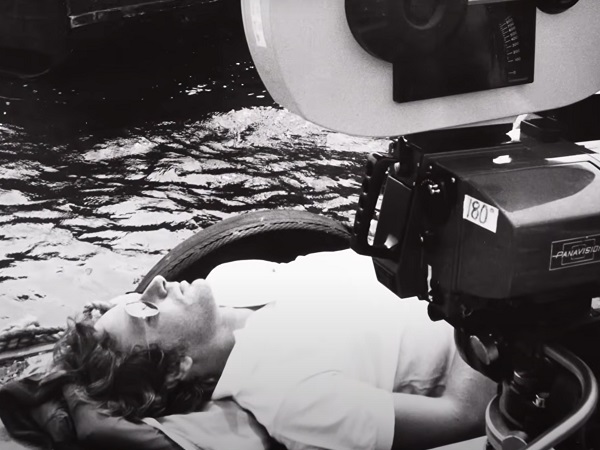 This week's movie reviews include Smurfs, Jaws @ 50: The Definitive Inside Story, and I Know What You Did Last Summer.